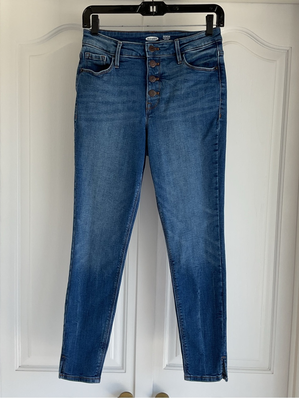 (2) Old Navy women’s Rockstar Jeans - Picture 6 of 9